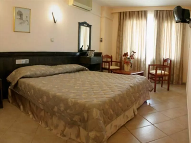 سان ماریس بیچ مارماریس